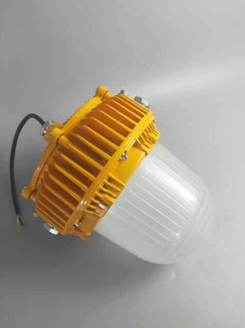 AC220V防爆燈與節(jié)能防爆工廠燈 工業(yè)照明的安全與能效兼顧之選